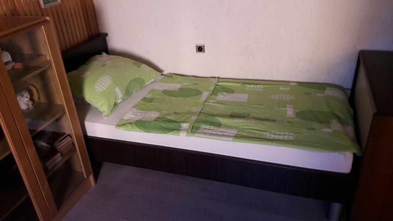 Mica Apartman Zengg Kültér fotó
